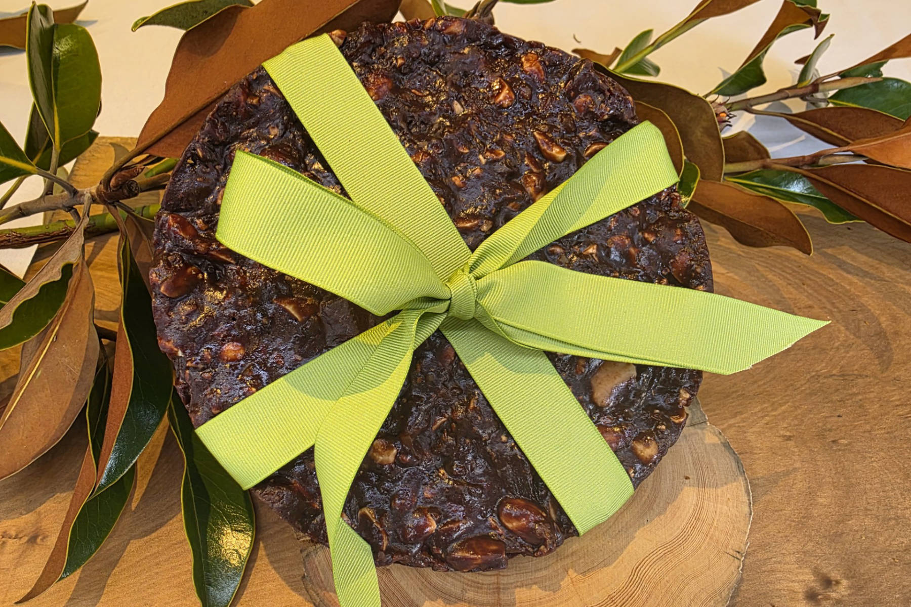 1kg Siena cake. Credit: Pickled Pear.